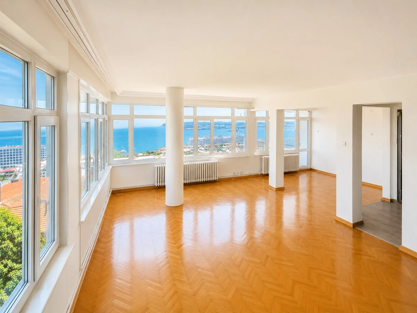 Cihangir full Boğaz manzaralı daire iç mekan salon çekimi